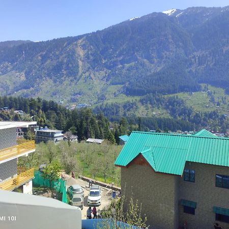 Krishana Cottage A Pure Veg !!!300 M From Hadimba Temple!!!Balcony Rooms!!!Veg Restaurant!!!Couple Friendly!!!Family Cottage!!! Manali  Exterior photo
